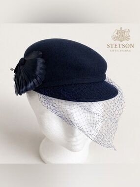 Vintage STETSON FIFTH AVENUE 40's\50' Navy Veiled Hat w/ Feather and Pin Details